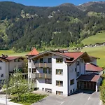 Appartamento Oberau - New From 2025 *